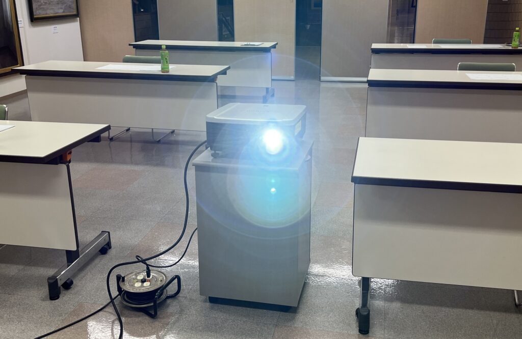 ＜人口減少とリスキリング＞